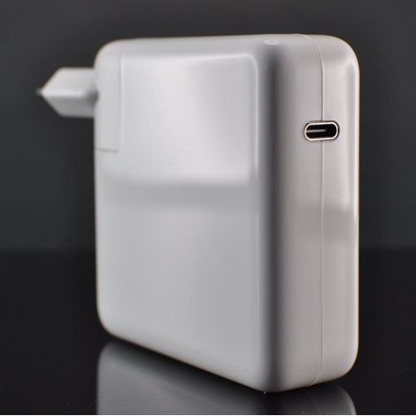 NUEVO CARGADOR USB-C  87W  PARA PORTATIL APPLE MacBook Pro 15 pulgadas (COMPATIBLE)