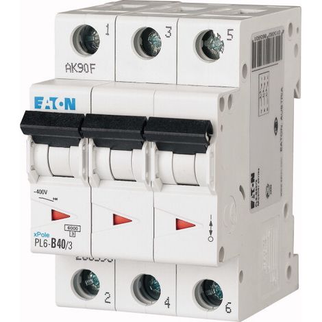 Disyuntor de sobrecorriente PL6-C40/3 de 6 kA