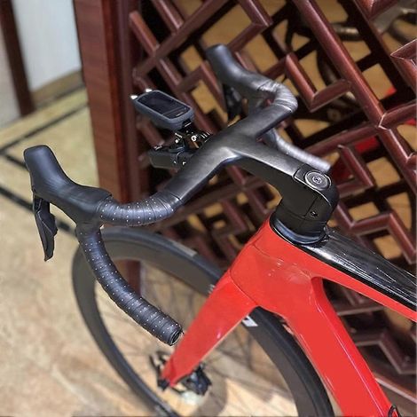 Compatible avec les guidons T-Rek Madone SLR 7 et Specialized, ce support pour compteur de vélo est compatible avec les adaptateurs Garmin/Man E/Bry Ton/Wa Hoo. (1/5)