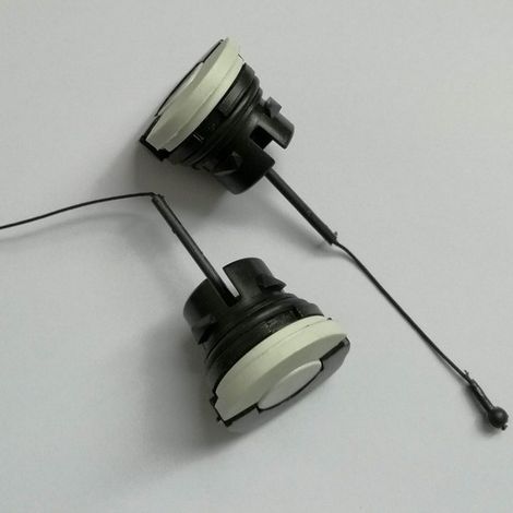 Ölverschlussdeckel kompatibel mit den STILE-Modellen MS230, 250, 260, 290, 310, 360, 380, 381, 440 und 660, mit Schraubverschluss und Öldichtung.