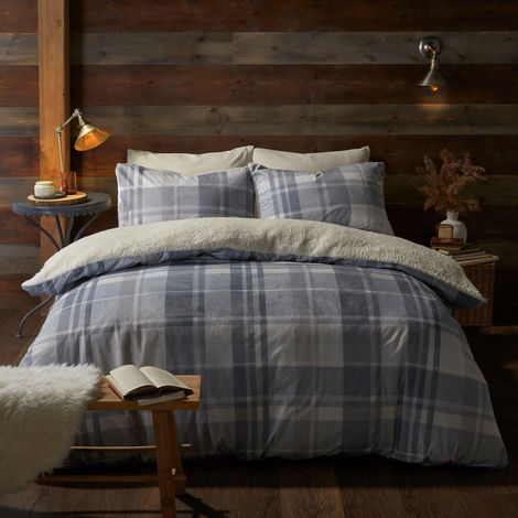 Housse de Couette en Polaire à Carreaux Gris - Lit Simple (140 x 200 cm) - Design réversible - Tartan Gris Clair - Parure de lit en Flanelle Bleue avec Couette en Polaire - Blanc (1/3)