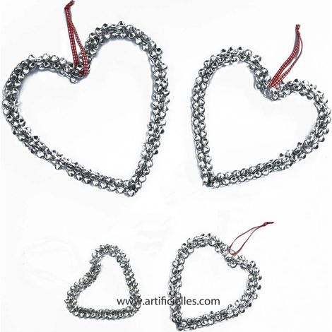 Coeur argenté avec clochettes et ruban D 14 cm superbe