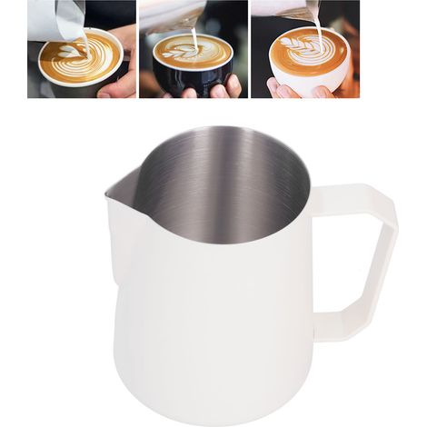 Cremefarbene 600-ml-Latte-Art-Tasse mit Ausgießer aus Edelstahl 304, perfekt zum Aufschäumen von Milch und zur Zubereitung anspruchsvoller Kaffeespezialitäten. (1/5)