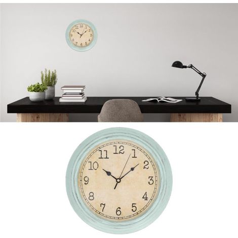 Dekorative runde Vintage-Wanduhr im Retro-Design mit geräuschlosem Tic-Tac-Quarzwerk und nagelfreier Montage. Material: ABS, 30 cm Durchmesser, Vintage-Grün mit arabischen Ziffern.