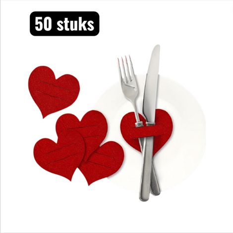 Lot de 50 ronds de serviette en feutrine rouge en forme de cœur, porte serviettes décoratifs pour table de fête, accessoires de décoration pour maison, hôtel, mariage et réception (1/4)