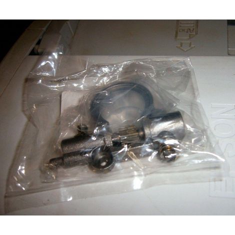 POMPA OLIO MOTOSEGA ECHO SHINDAIWA RICAMBIO ORIGINALE 022000211 CS2511 CS251