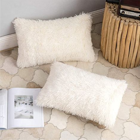 Lot de 2 housses de coussin en peluche 50x70 cm, super douces, pour canapé, décoration de jardin et extérieur, blanc. (1/3)