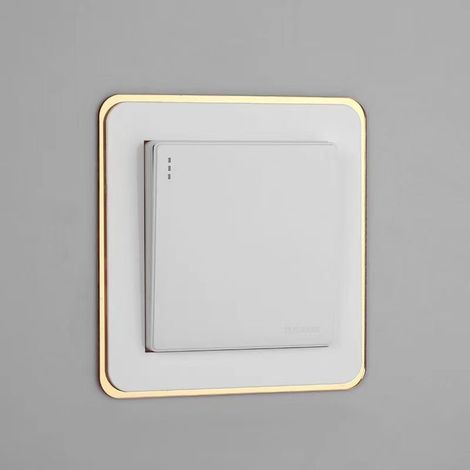 Élégante plaque en acrylique pour interrupteur – Design épuré à bords fins, habillage mural décoratif pour interrupteurs et prises