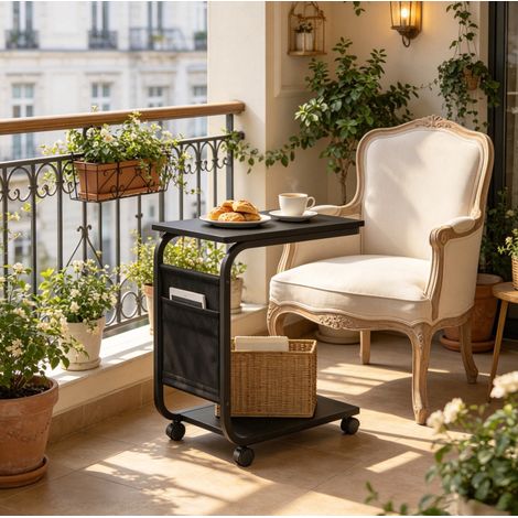 Table d'appoint noire multifonctionnelle avec roulettes, étagères en bois et pochette latérale en toile (1/5)