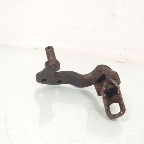 [PRODUIT D'OCCASION] Platine de repose pied pilote droit origine pour moto Yamaha 600 (1/2)