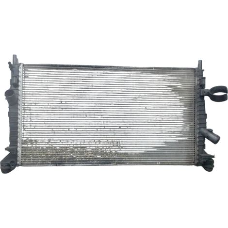 [PRODUIT D'OCCASION] Radiateur VOLVO V50 ♻️ Ref Oe. 30741094 - Garantie à vie (1/3)