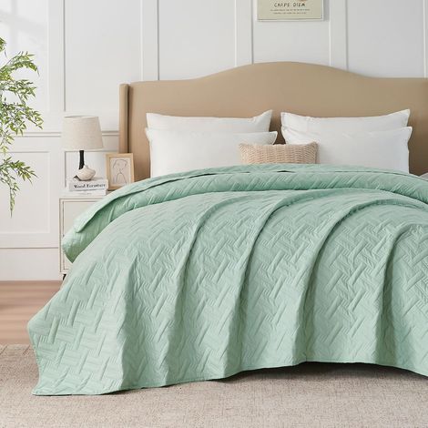 Couvre-lit élégant avec préimpression par ultrasons en vert menthe 170 x 210 cm – Couverture polyvalente pour la maison comme couvre-lit ou jeté de canapé, style édredon Idéal comme (1/5)