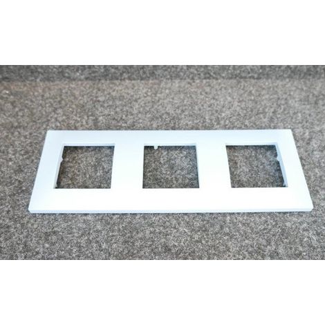 Plaque de finition 3 postes horizontale entraxe 71mm couleur ardoise pour appareillage mural ALTIRA