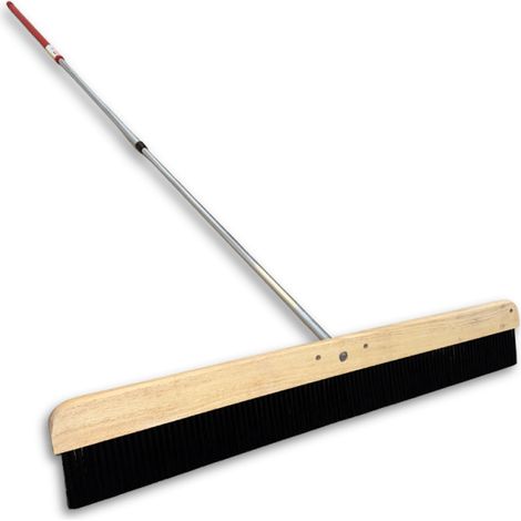 Balai de marquage pour béton 90 cm – Poils en fibre 8 cm – Manche télescopique 240 à 300 cm – Finition antidérapante