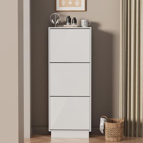 UEV Scarpiera da Ingresso con 3 Ante in Deisgn Intaglio, Mobile Scarpiera Bella e Funzionale con Ripiani Rimovibile e Regolabile, Scarpiere Salvaspazio Slim Stabili, 50 x 24 x 131cm, Bianco