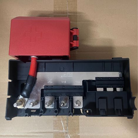 Boîte à fusibles de batterie Cadillac Chevrolet 22985570 84354716