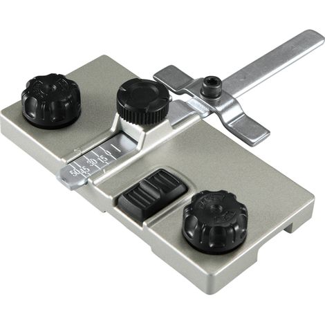 Adaptateur pour rail de guidage de scie circulaire Makita 199232-5