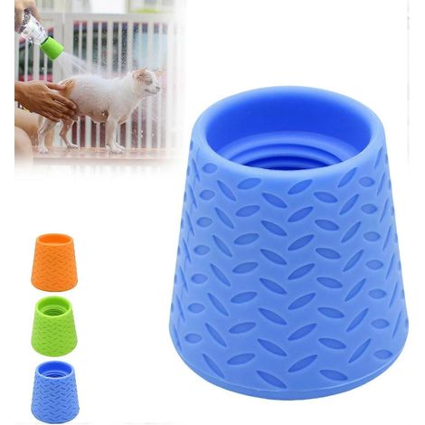 Nettoyeur de pattes pour chien, douche extérieure pour chiens, pulvérisateur de rinçage portable en silicone pour bouteilles d'eau, outil de lavage extérieur doux à plusieurs trous pour chiens. (1/5)