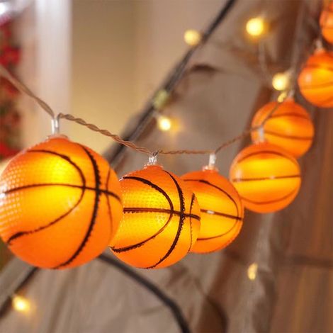 Guirlande Lumineuse LED En Forme De Ballon - 10 Ampoules - Longueur 1,5 M - Couleur Orange - Pour Décoration De Fête Thème Football Ou Anniversaire - 1 Pièce (1/5)