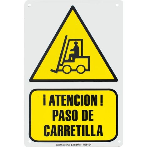 Señal de PVC Atención Paso de Carretillas, alta visibilidad y resistencia.