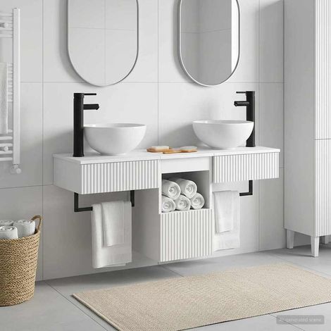 vidaXL Bathroom Furniture Set 3 pcs White Engineered Wood (1/5)