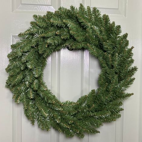 60cm Plain Green Christmas Wreath with 160 Bullet Tips (1/5)