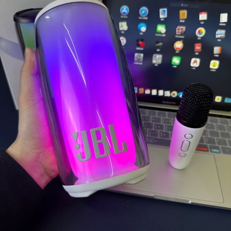 JBL Pulse5, enceinte portable Bluetooth avec écran tactile et sonorisation vibrant (1/4)