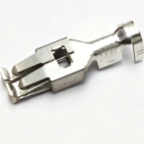 963893-1 Connecteur automobile, prise, borne de faisceau de câbles (1/2)