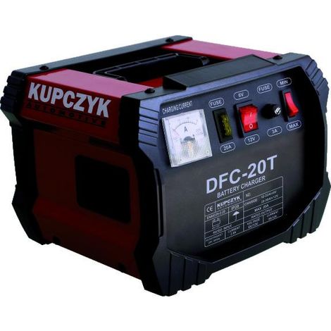 Cargador de batería, Kupczyk, modelo DFC-20T, uso en vehículos de 12 V y 24 V, corriente de carga 8/12 A, carcasa metálica, amperímetro incorporado, protección IP20