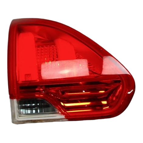 [PRODUIT D'OCCASION] Feu Arriere Interieur Gauche PEUGEOT 2008 ♻️ Ref Oe. 9678074480 - Garantie à vie (1/3)