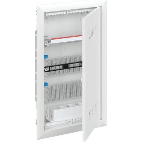 Striebel&John Mediaverteiler 3-reihig m.PatchPanel+Tür UK636MV (1/5)