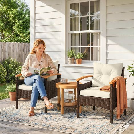 Ensemble bistro en rotin, ensemble de mobilier de jardin 3 pièces certifié FSC comprenant 2 fauteuils, une table en bois à 2 niveaux et des coussins épais lavables. (1/5)