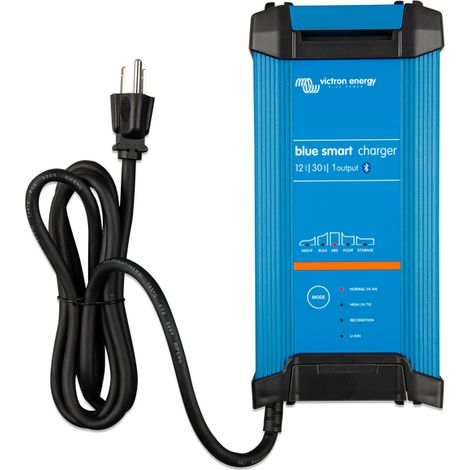 Cargador Victron Energy Blue Smart IP22 12/30 con control inteligente