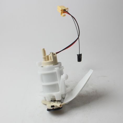 Reference numbers 16117217261 and 1611720482 are compatible with the BMW 7 Series models F02 730 and 740Li.