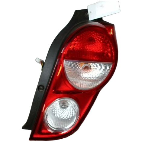 [PRODUIT D'OCCASION] Feu Arriere Droit CHEVROLET Spark ♻️ Ref Oe. 95214444 - Garantie à vie (1/3)