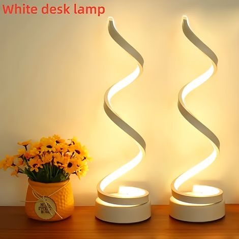 Lampe de bureau LED, finition blanche, luminosité réglable, USB-C, pour table de chevet, bureau, salon ou élément décoratif.-AquaForge (1/5)