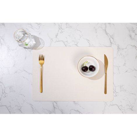 Set mit 4 waschbaren Tischsets aus PU-Leder, 43 x 30 cm, hitzebeständig und rutschfest, geeignet für Küchen- und Esstische, beige