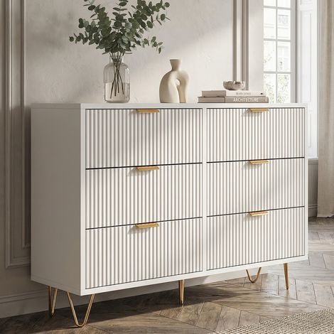 Commode 6 tiroirs, commode blanche 100 cm, commode chambre, buffet bas avec façades cannelées et pieds en métal doré, pour chambre, entrée et salon, style scandinave, Blanc (1/5)