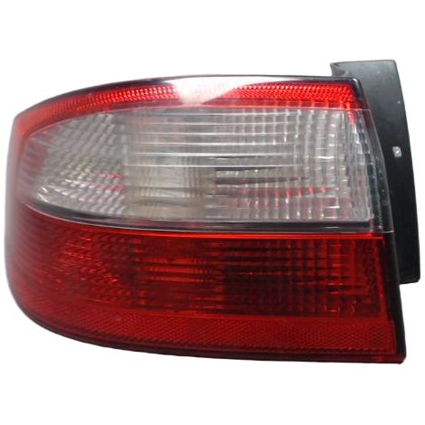 [PRODUIT D'OCCASION] Feu Arriere Gauche  RENAULT Laguna ♻️ Ref Oe. 8200002473 - Garantie à vie (1/3)