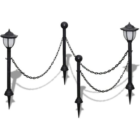 Barriera a catena con 2 luci solari e 2 pali di illuminazione decorativa 2402026