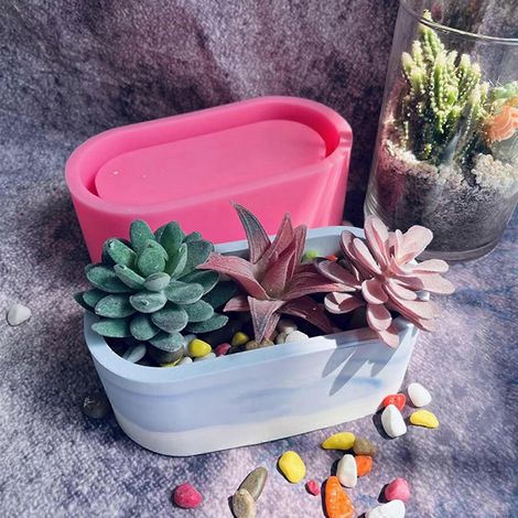 Moule en silicone ovale pour pots de fleurs à décorer soi-même, idéal pour créer des centres de table en béton avec des plantes succulentes. (1/4)
