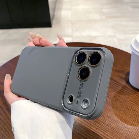 Coque de téléphone de luxe en silicone liquide pour iPhone 15 Pro Max (gris), offrant une protection complète.