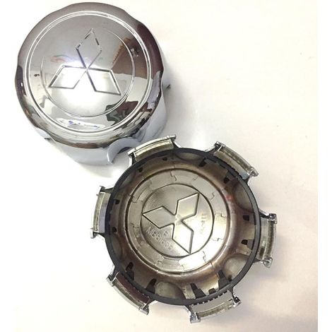 4 Pièces Cache Moyeux, pour Mitsubishi Pajero MB816581 134 mm Capuchons de Moyeu de Roue Antipoussière et Antirouille Décoration de Forme (1/5)