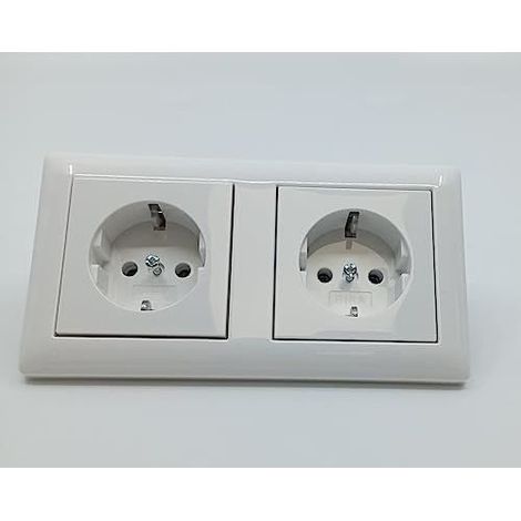 Steckdose Gira 479303 Doppel Schuko IP20