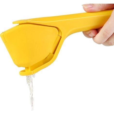 Ce presse-agrumes manuel plat et facile d'utilisation est pliable pour un rangement compact. Il extrait sans effort le jus des citrons, des limes, des agrumes, des oranges et autres fruits. (1/5)