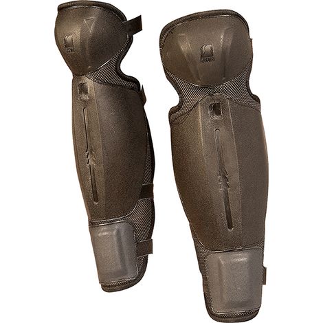 Ch017 Leg Protectors (1/2)