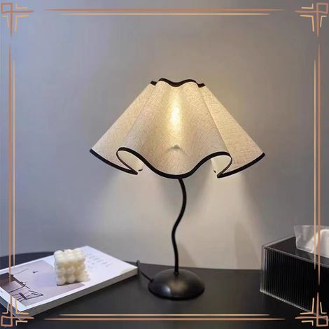Lampe parapluie en forme de cœur pour fille, style luxueux et épuré, veilleuse antique, lampe d'ambiance pour chambre, table de chevet ou bureau. (1/2)