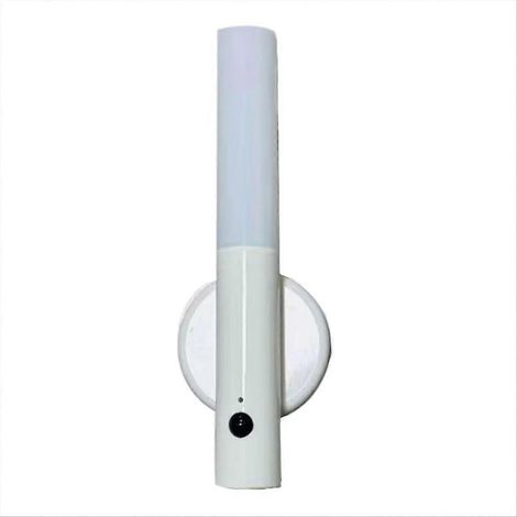 Wiederaufladbares LED-Nachtlicht mit Anwesenheitserkennung, weiß, für Flur oder Badezimmer. (1/5)