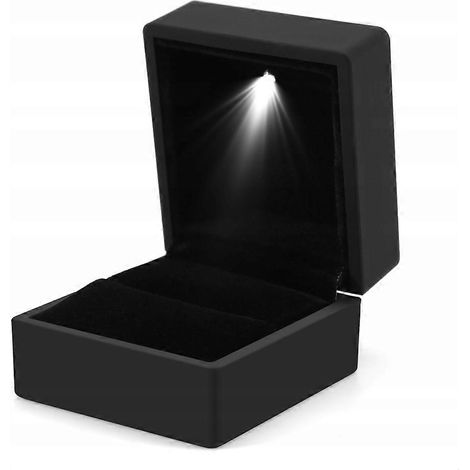 Boîte à bague de fiançailles noire (1/5)