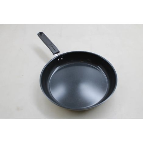 [NEUWERTIG] B-Ware Fiskars Ff Bratpfanne Pfanne Edelstahl 28cm Functional Form Induktion Gesch671